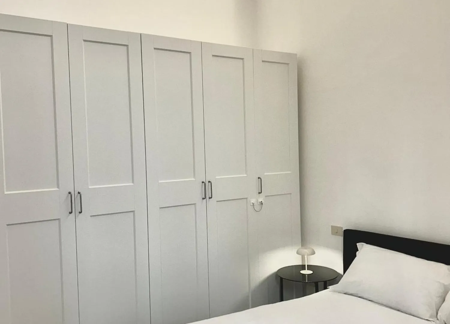 Apartment Casa Verga - Exclusive Haven Of Style And Elegance In Moscova Milan