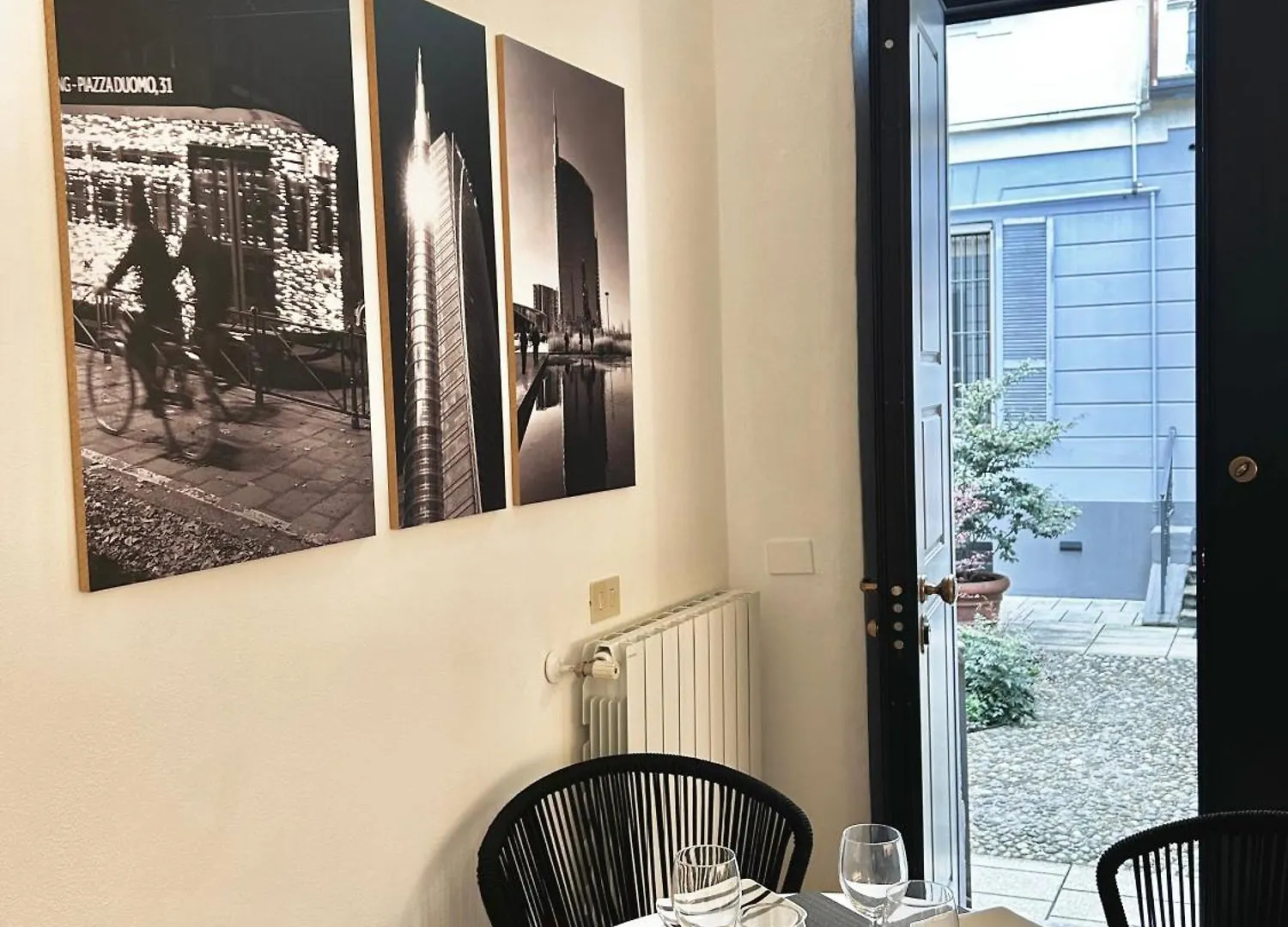 Casa Verga - Exclusive Haven Of Style And Elegance In Moscova Milan 0*,  Italy