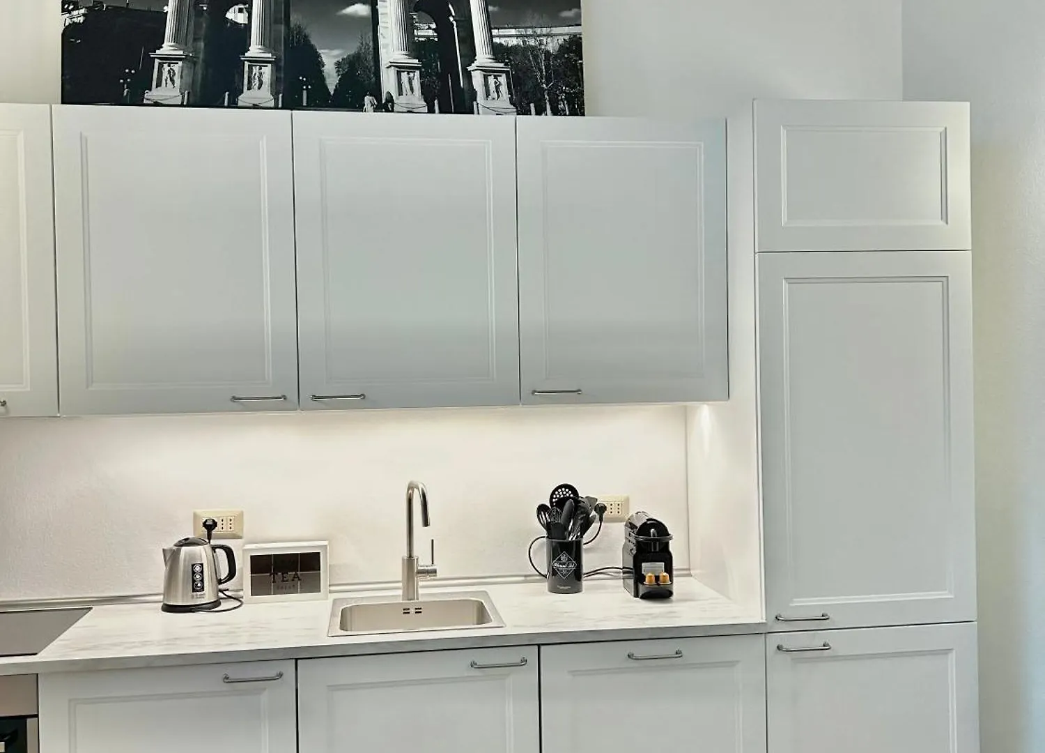 Apartment Casa Verga - Exclusive Haven Of Style And Elegance In Moscova Milan